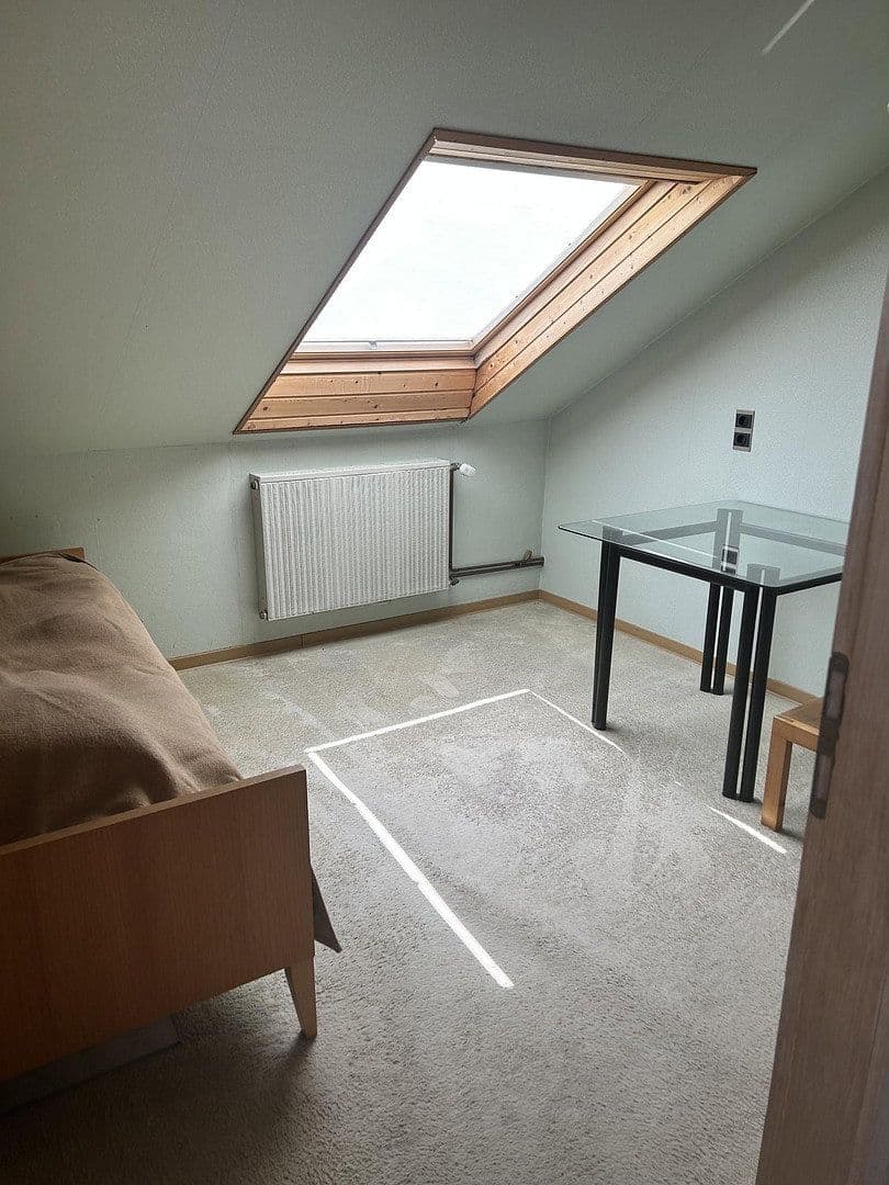 Prodej domu 184 m², pozemek 347 m², Bielefeld-Theesen, Severní Porýní-Vestfálsko Prodej domu 184 m², pozemek 347 m², Bielefeld-Theesen, Severní Porýní-Vestfálsko