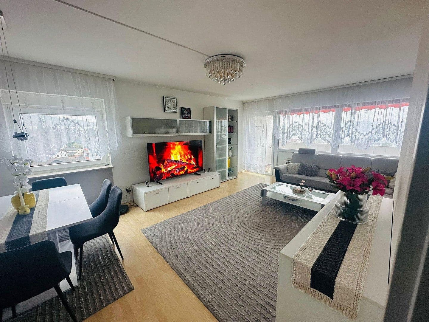 Pronájem bytu 2+1 72 m², Michelstadt, Hessen Pronájem bytu 2+1 72 m², Michelstadt, Hessen