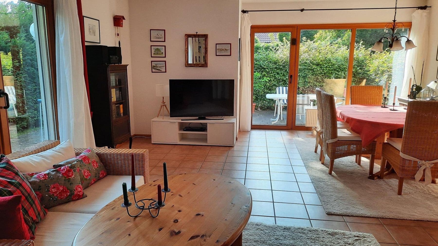 Prodej domu 138 m², pozemek 639 m², Glienicke/Nordbahn, Braniborsko Prodej domu 138 m², pozemek 639 m², Glienicke/Nordbahn, Braniborsko