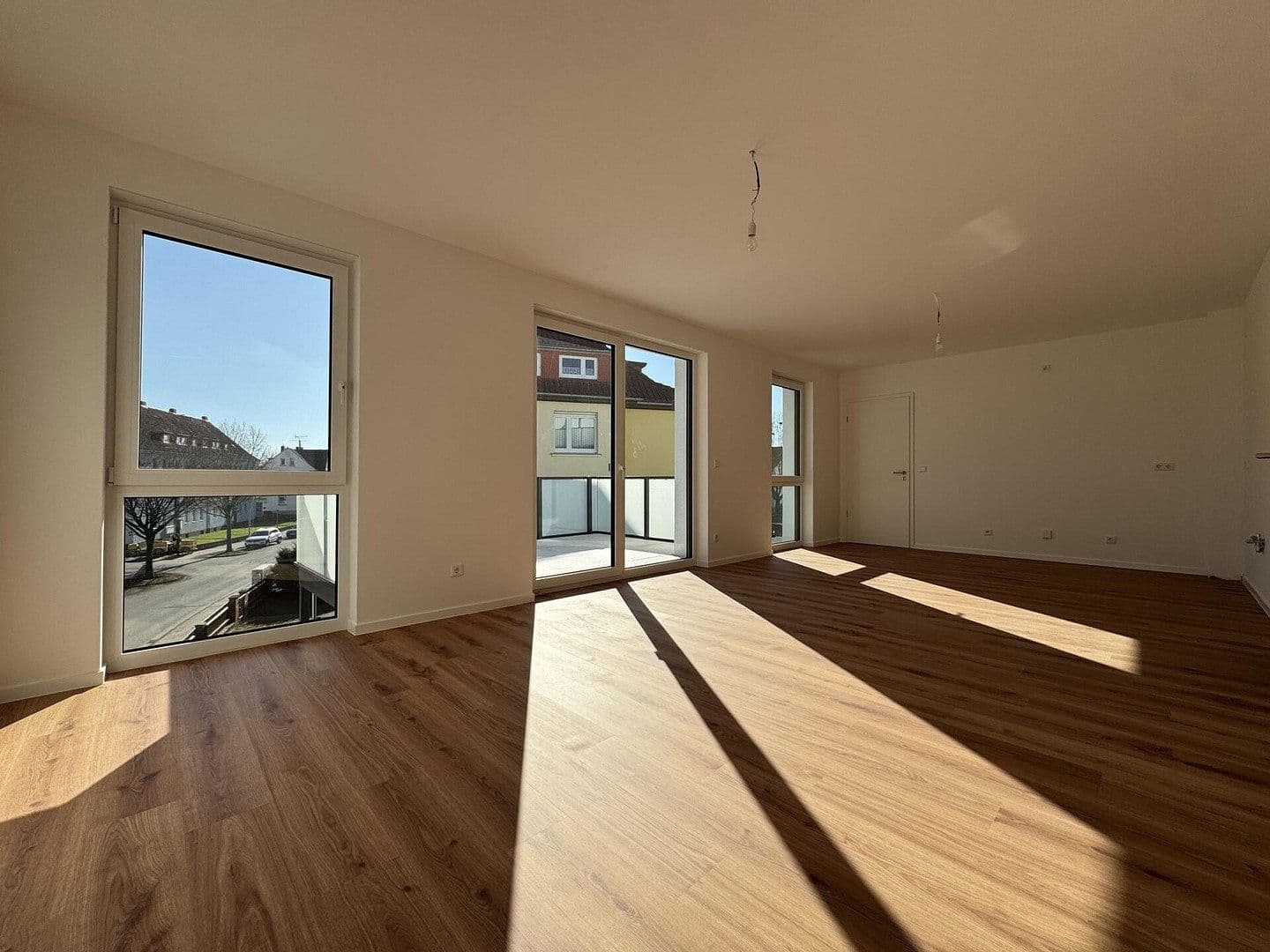 Pronájem bytu 3+1 93 m², Königstraße 47, Hameln, Dolní Sasko Pronájem bytu 3+1 93 m², Königstraße 47, Hameln, Dolní Sasko