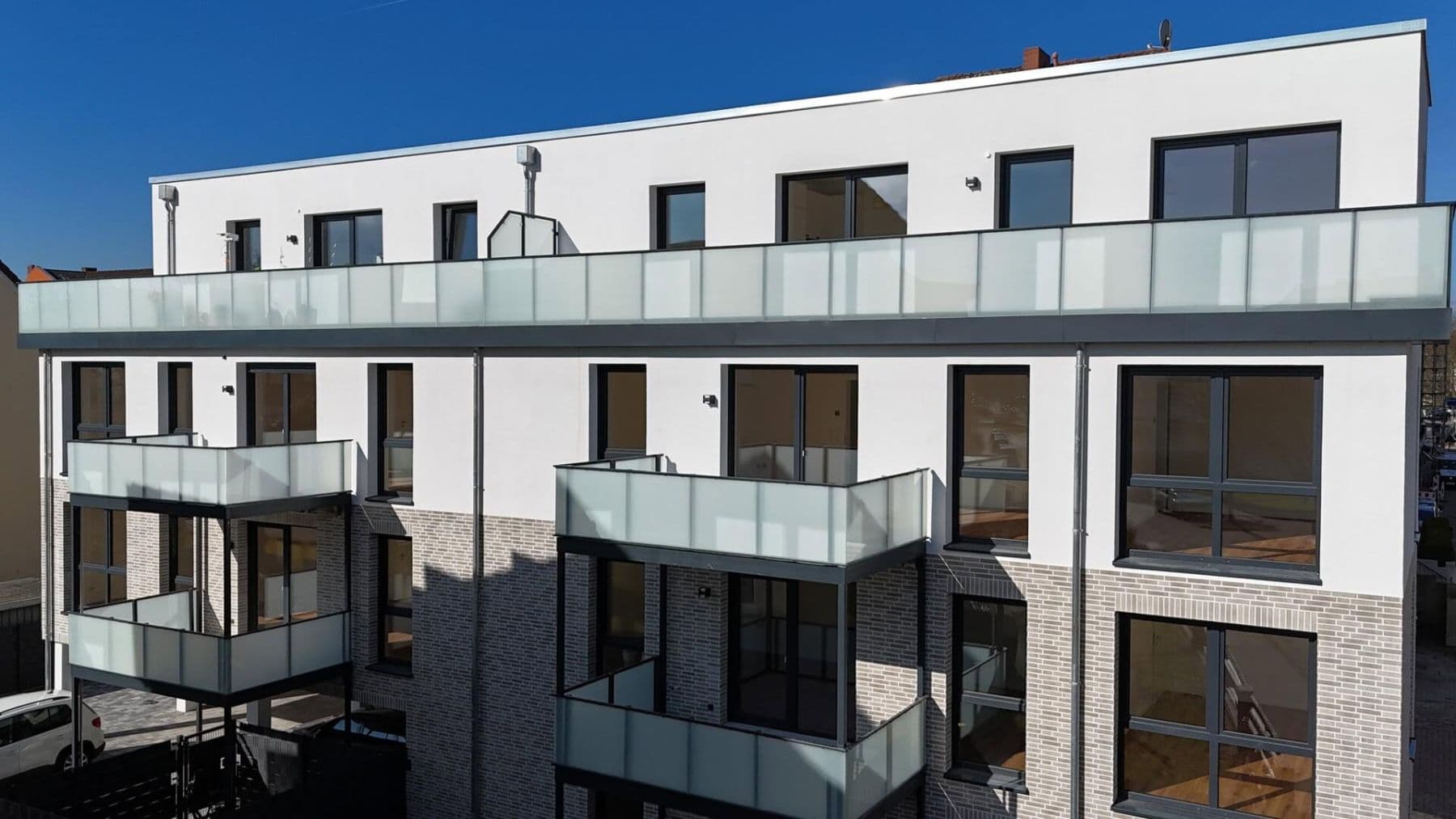 Pronájem bytu 3+1 93 m², Königstraße 47, Hameln, Dolní Sasko Pronájem bytu 3+1 93 m², Königstraße 47, Hameln, Dolní Sasko