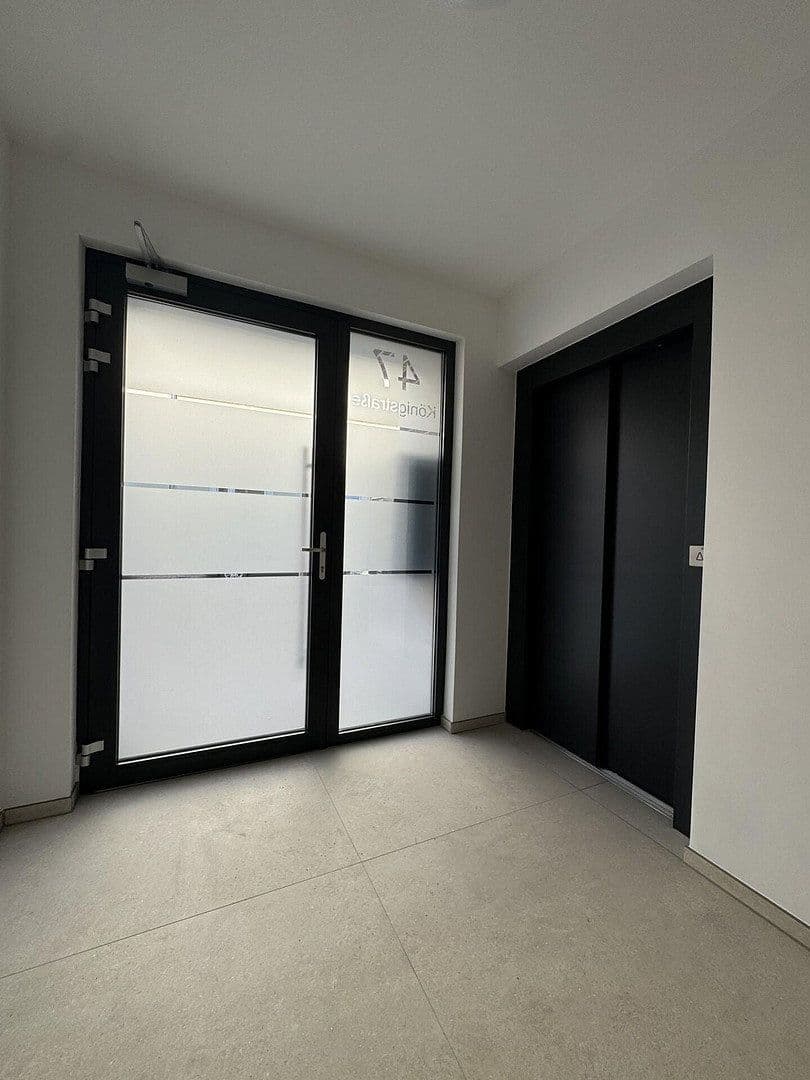 Pronájem bytu 3+1 93 m², Königstraße 47, Hameln, Dolní Sasko Pronájem bytu 3+1 93 m², Königstraße 47, Hameln, Dolní Sasko