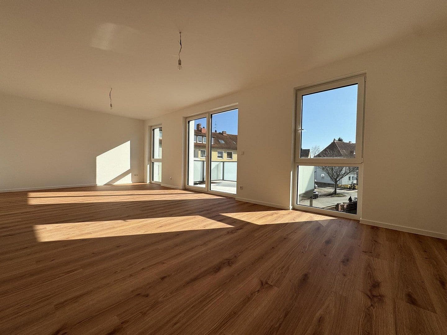 Pronájem bytu 3+1 93 m², Königstraße 47, Hameln, Dolní Sasko Pronájem bytu 3+1 93 m², Königstraße 47, Hameln, Dolní Sasko