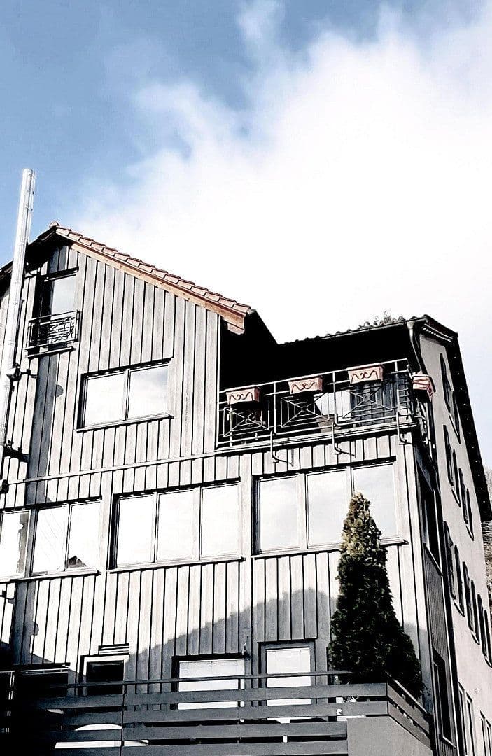 Prodej domu 562 m², pozemek 543 m², Bad Liebenzell, Bádensko-Württembersko Prodej domu 562 m², pozemek 543 m², Bad Liebenzell, Bádensko-Württembersko