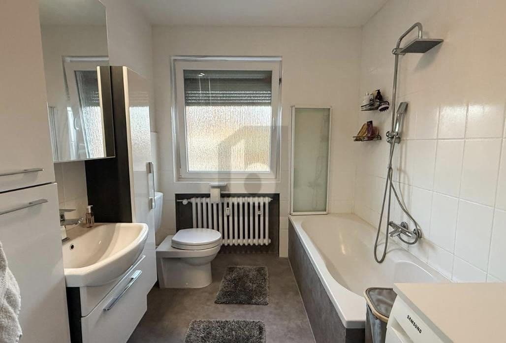 Prodej domu 271 m², pozemek 596 m², Lehrte, Dolní Sasko Prodej domu 271 m², pozemek 596 m², Lehrte, Dolní Sasko
