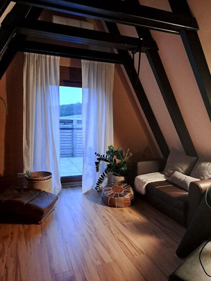 Prodej domu 167 m², pozemek 2.600 m², Württembergerweg 23, Bartholomä, Bádensko-Württembersko Prodej domu 167 m², pozemek 2.600 m², Württembergerweg 23, Bartholomä, Bádensko-Württembersko