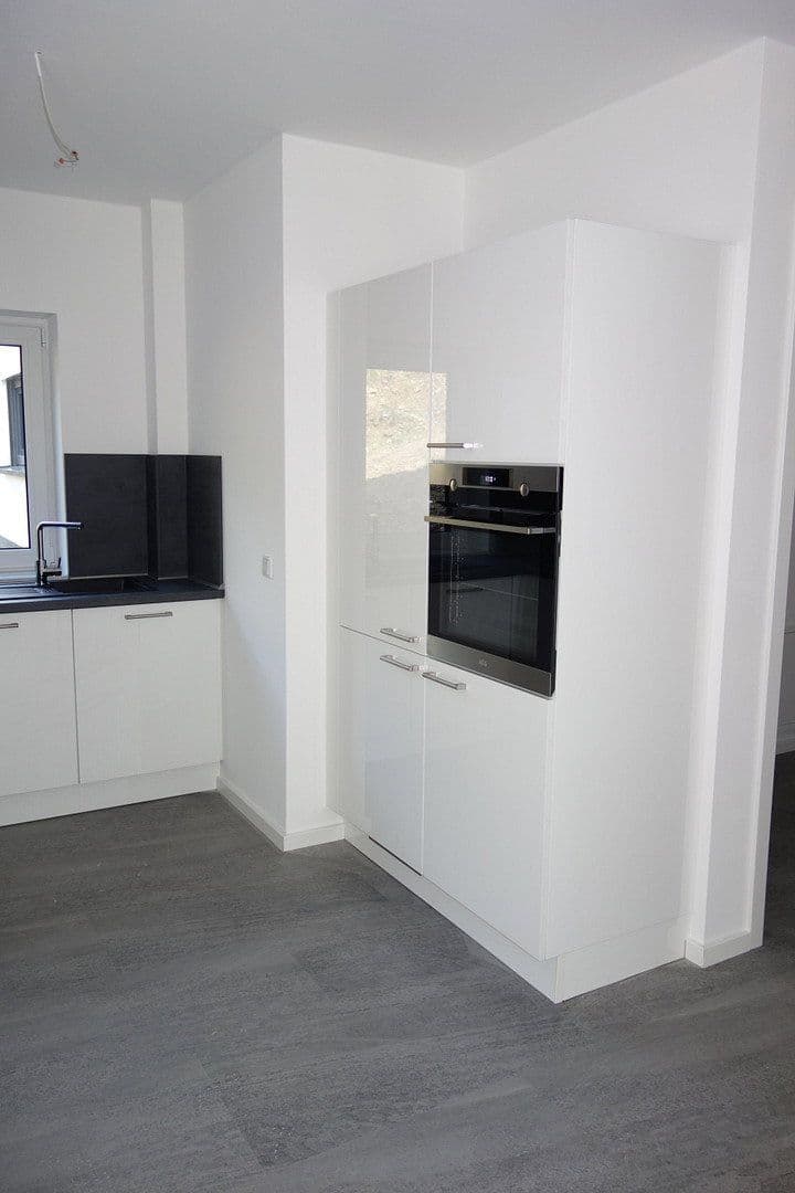 Pronájem bytu 2+1 73 m², Ginsterweg 2, Neuenrade, Severní Porýní-Vestfálsko Pronájem bytu 2+1 73 m², Ginsterweg 2, Neuenrade, Severní Porýní-Vestfálsko