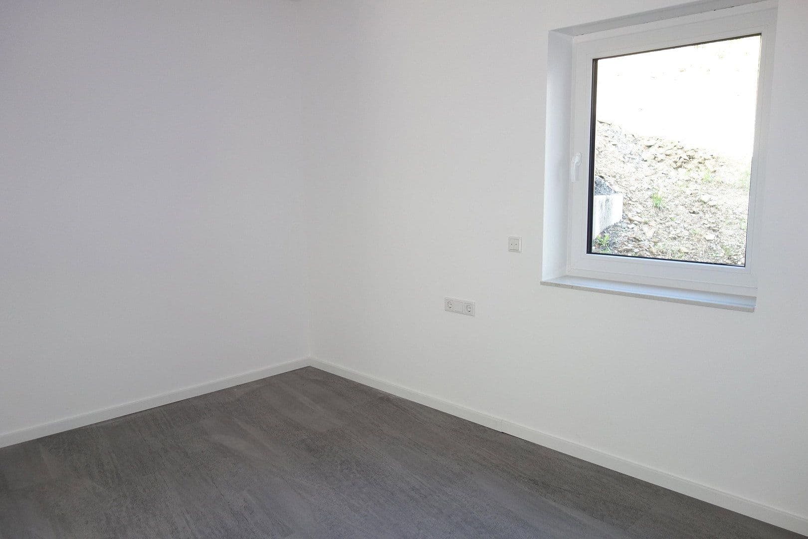 Pronájem bytu 2+1 73 m², Ginsterweg 2, Neuenrade, Severní Porýní-Vestfálsko Pronájem bytu 2+1 73 m², Ginsterweg 2, Neuenrade, Severní Porýní-Vestfálsko