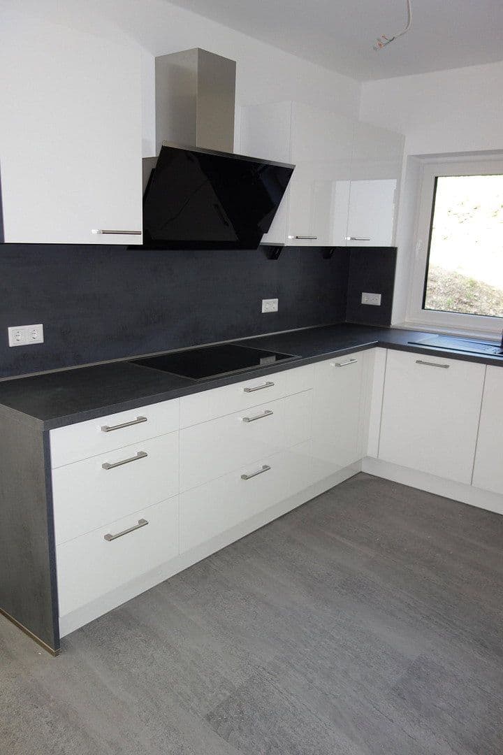 Pronájem bytu 2+1 73 m², Ginsterweg 2, Neuenrade, Severní Porýní-Vestfálsko Pronájem bytu 2+1 73 m², Ginsterweg 2, Neuenrade, Severní Porýní-Vestfálsko