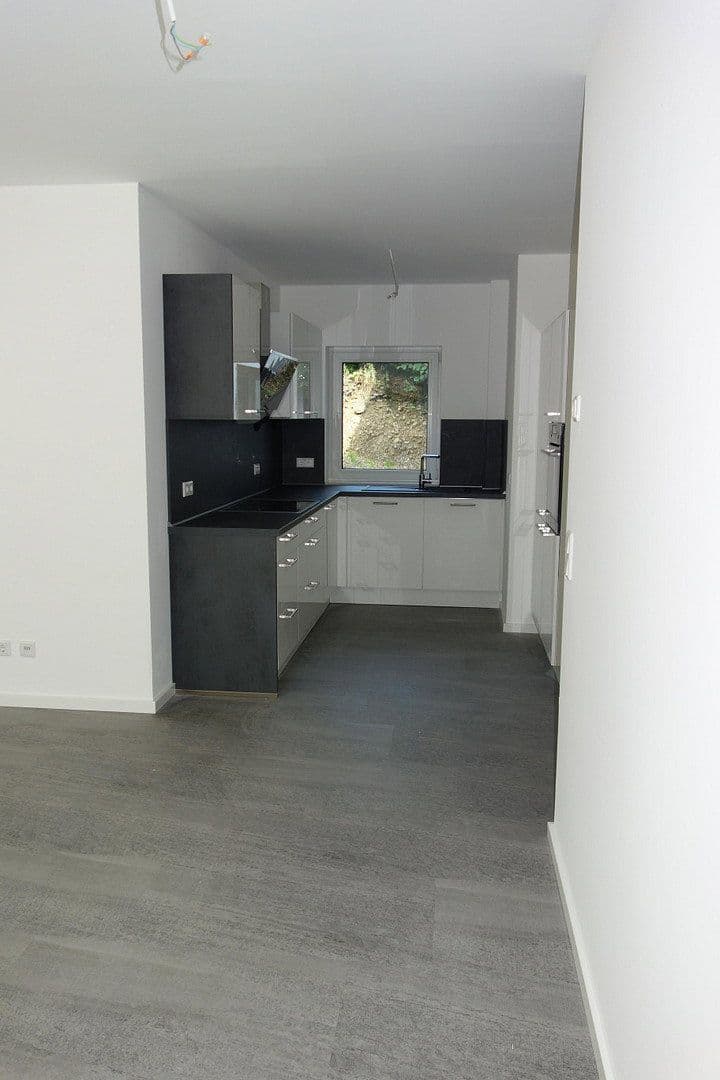 Pronájem bytu 2+1 73 m², Ginsterweg 2, Neuenrade, Severní Porýní-Vestfálsko Pronájem bytu 2+1 73 m², Ginsterweg 2, Neuenrade, Severní Porýní-Vestfálsko