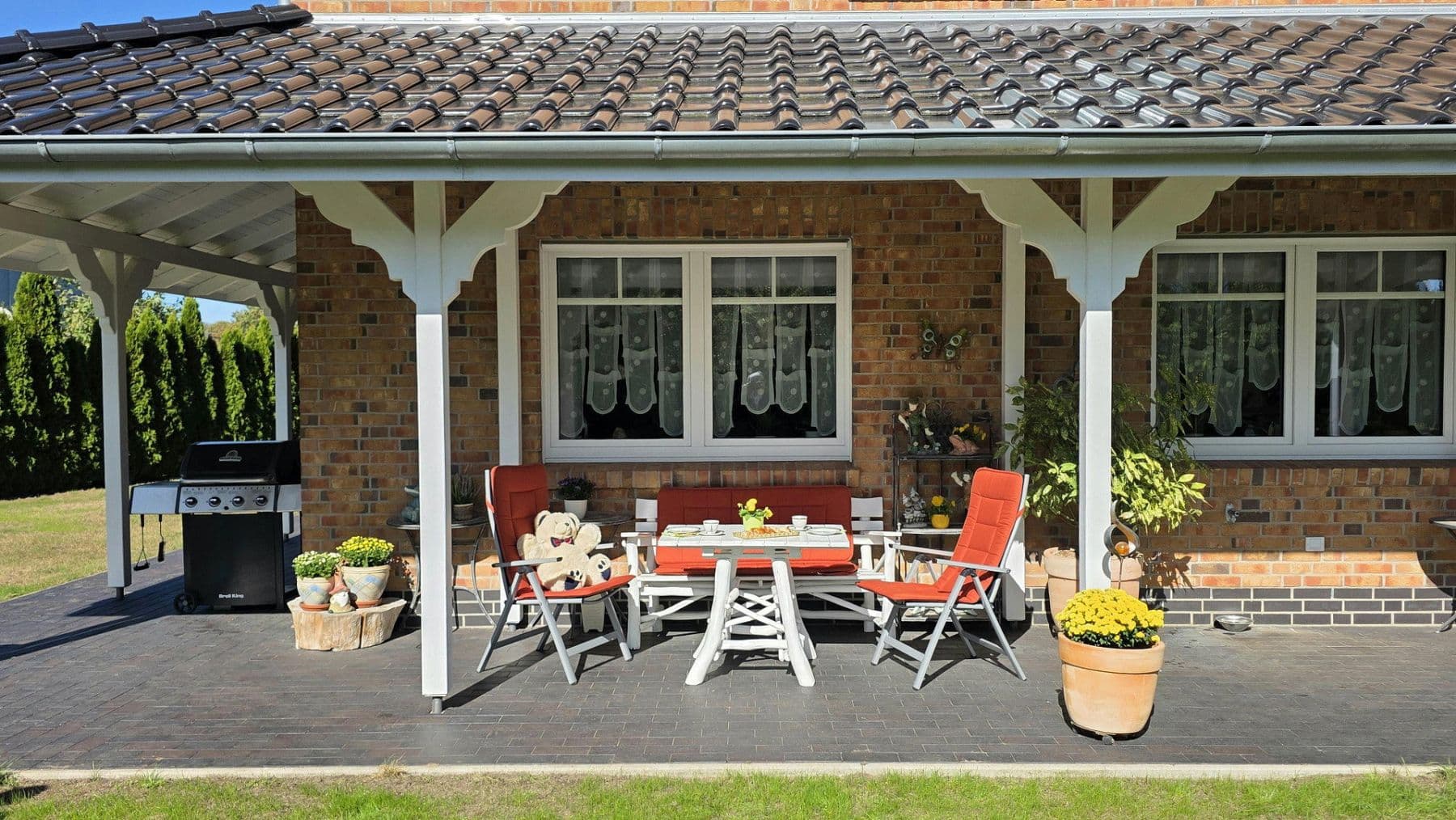 Prodej domu 242 m², pozemek 1.040 m², Riede, Dolní Sasko Prodej domu 242 m², pozemek 1.040 m², Riede, Dolní Sasko