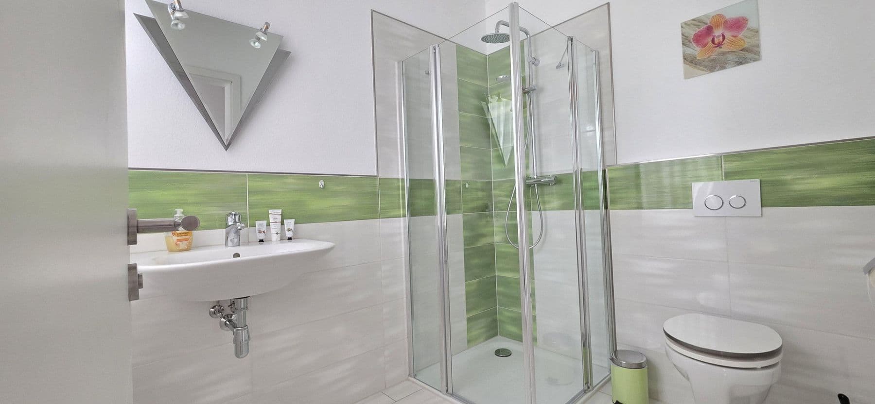 Prodej domu 242 m², pozemek 1.040 m², Riede, Dolní Sasko Prodej domu 242 m², pozemek 1.040 m², Riede, Dolní Sasko