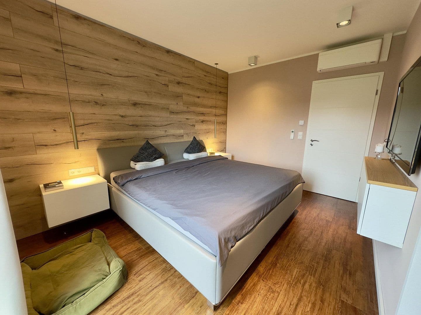 Prodej domu 168 m², pozemek 720 m², Breiholz, Šlesvicko-Holštýnsko Prodej domu 168 m², pozemek 720 m², Breiholz, Šlesvicko-Holštýnsko