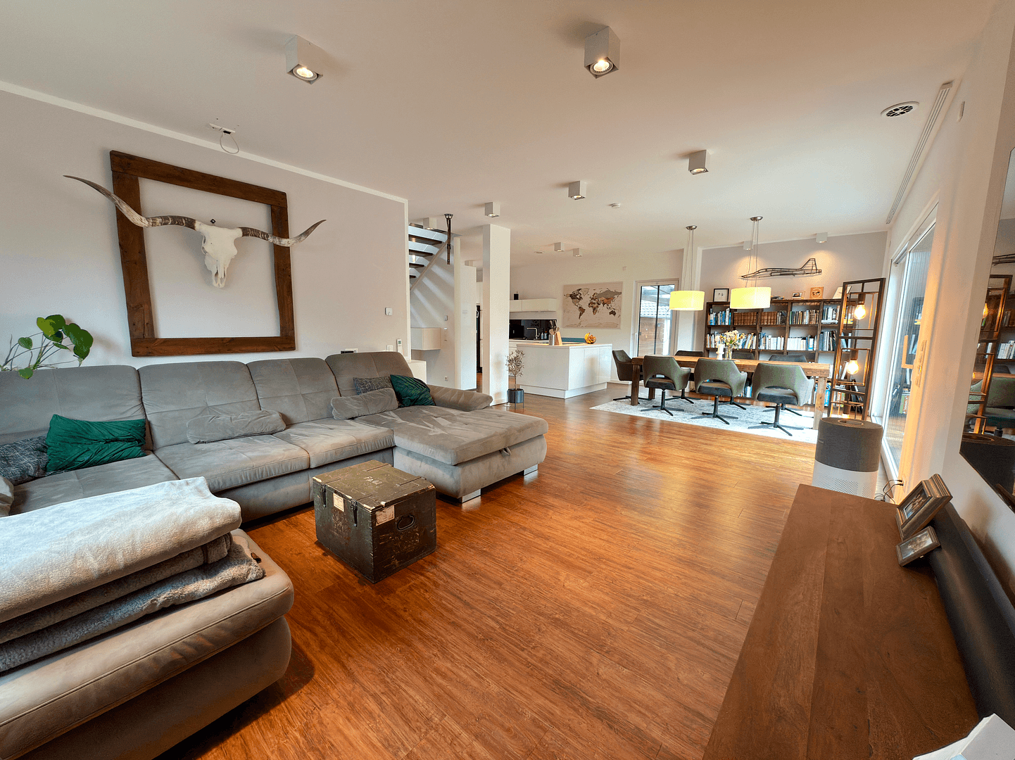 Prodej domu 168 m², pozemek 720 m², Breiholz, Šlesvicko-Holštýnsko Prodej domu 168 m², pozemek 720 m², Breiholz, Šlesvicko-Holštýnsko