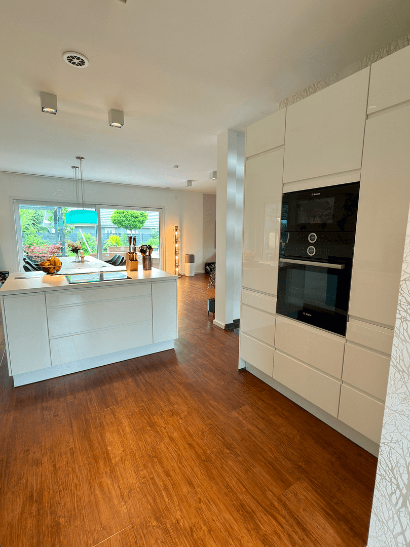 Prodej domu 168 m², pozemek 720 m², Breiholz, Šlesvicko-Holštýnsko Prodej domu 168 m², pozemek 720 m², Breiholz, Šlesvicko-Holštýnsko