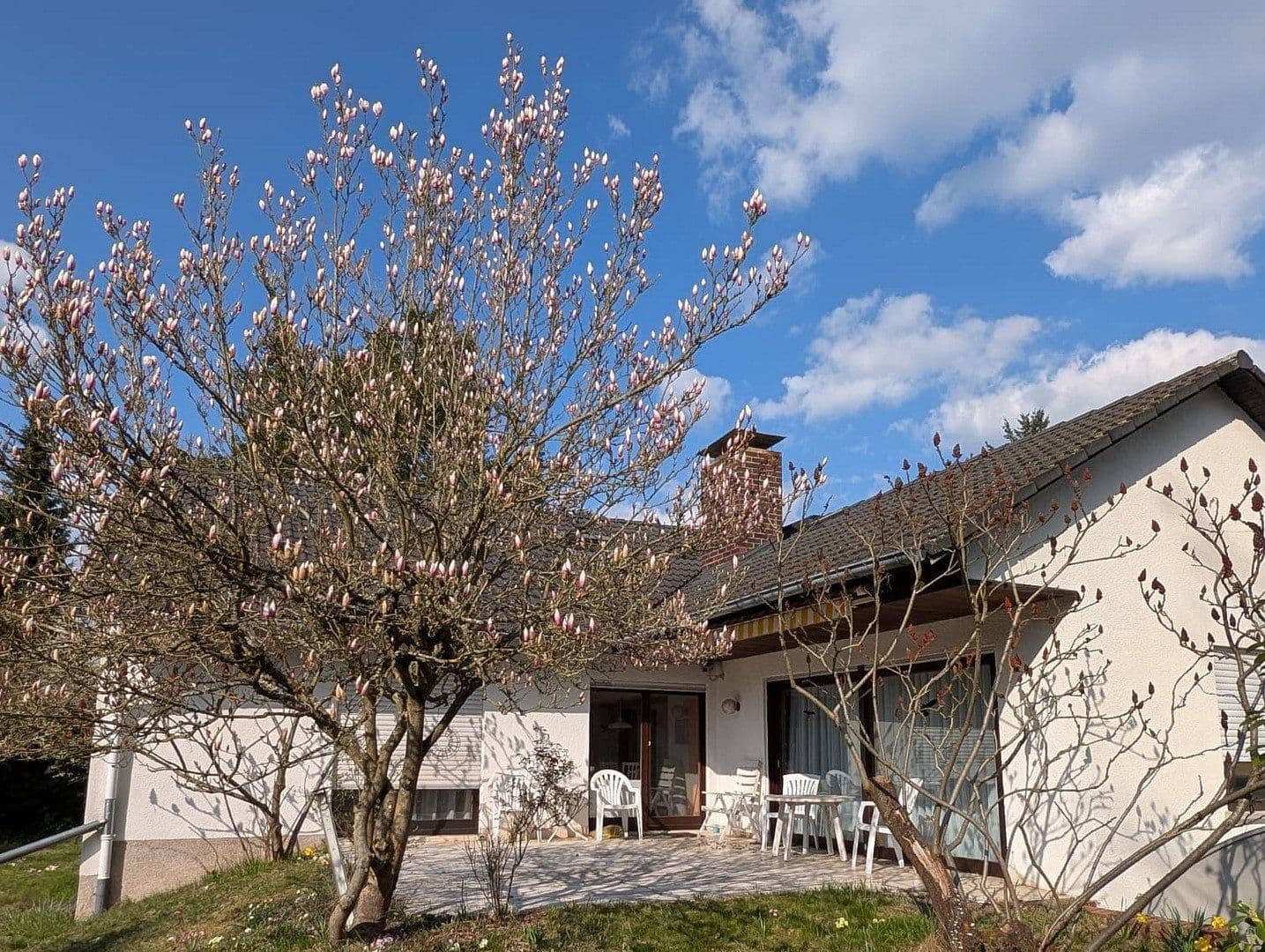 Prodej domu 226 m², pozemek 777 m², Heusenstamm, Hessen Prodej domu 226 m², pozemek 777 m², Heusenstamm, Hessen