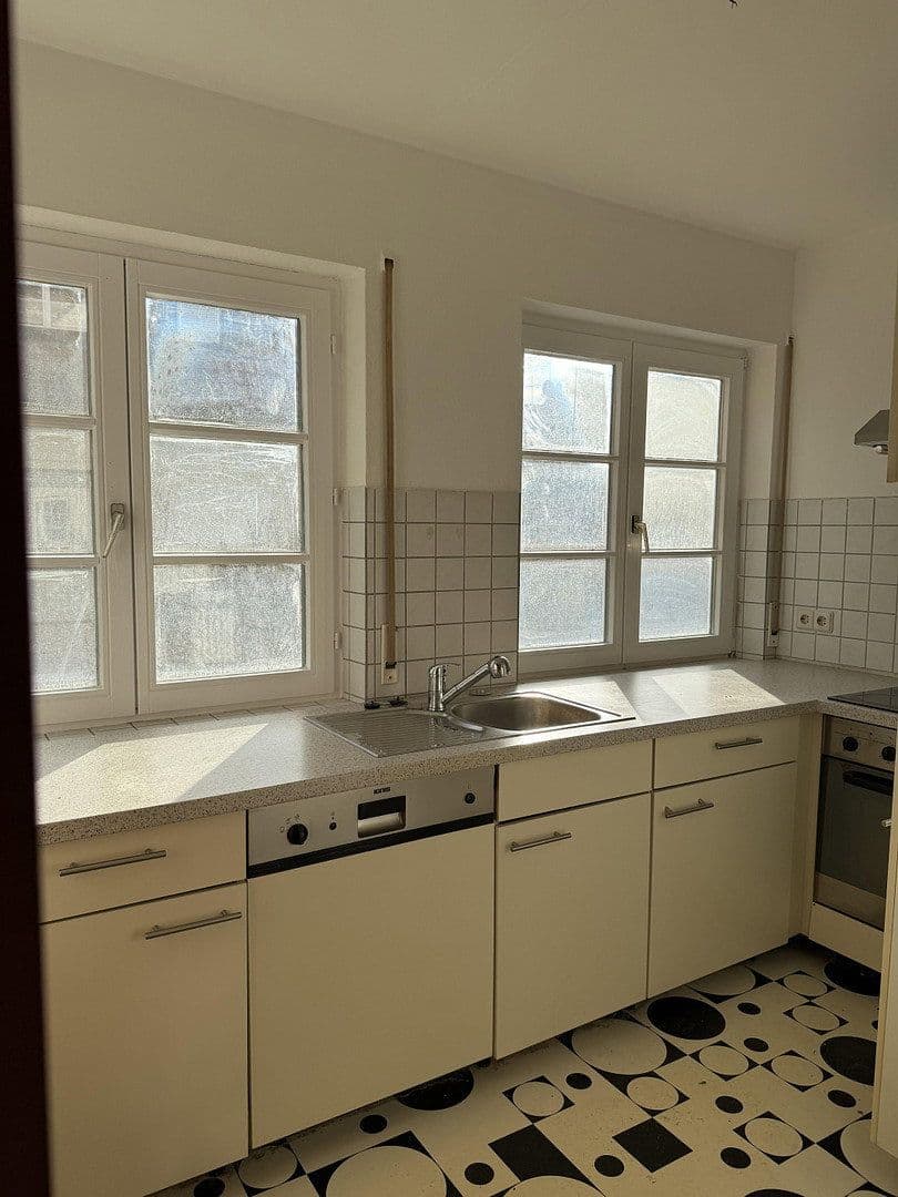 Pronájem domu 60 m², pozemek 224 m², Herrenberger Str. 3, Weil der Stadt, Bádensko-Württembersko Pronájem domu 60 m², pozemek 224 m², Herrenberger Str. 3, Weil der Stadt, Bádensko-Württembersko