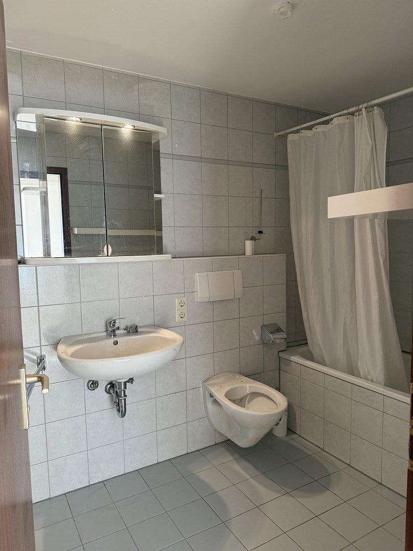 Pronájem domu 60 m², pozemek 224 m², Herrenberger Str. 3, Weil der Stadt, Bádensko-Württembersko Pronájem domu 60 m², pozemek 224 m², Herrenberger Str. 3, Weil der Stadt, Bádensko-Württembersko