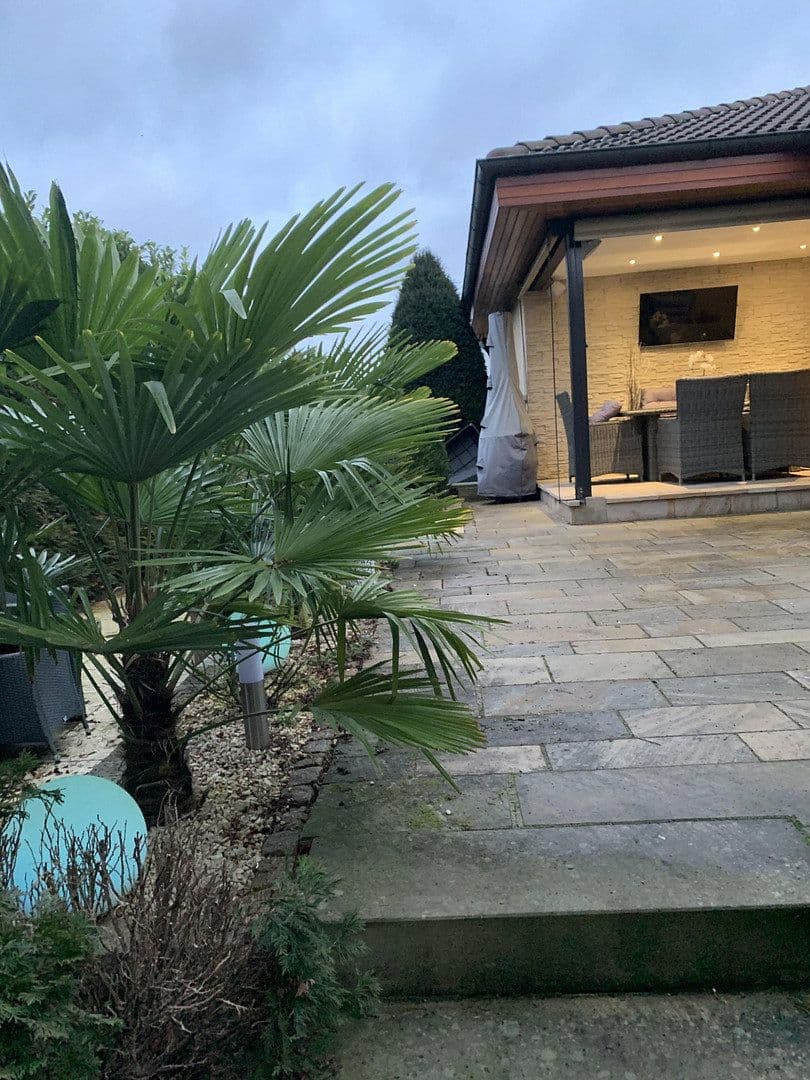 Prodej domu 205 m², pozemek 616 m², Mutterstadt, Porýní-Falc Prodej domu 205 m², pozemek 616 m², Mutterstadt, Porýní-Falc