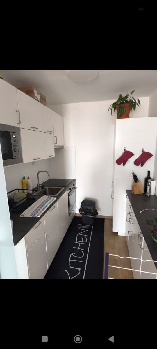 Pronájem bytu 2+kk 50 m², Milánská, Praha, Praha Pronájem bytu 2+kk 50 m², Milánská, Praha, Praha