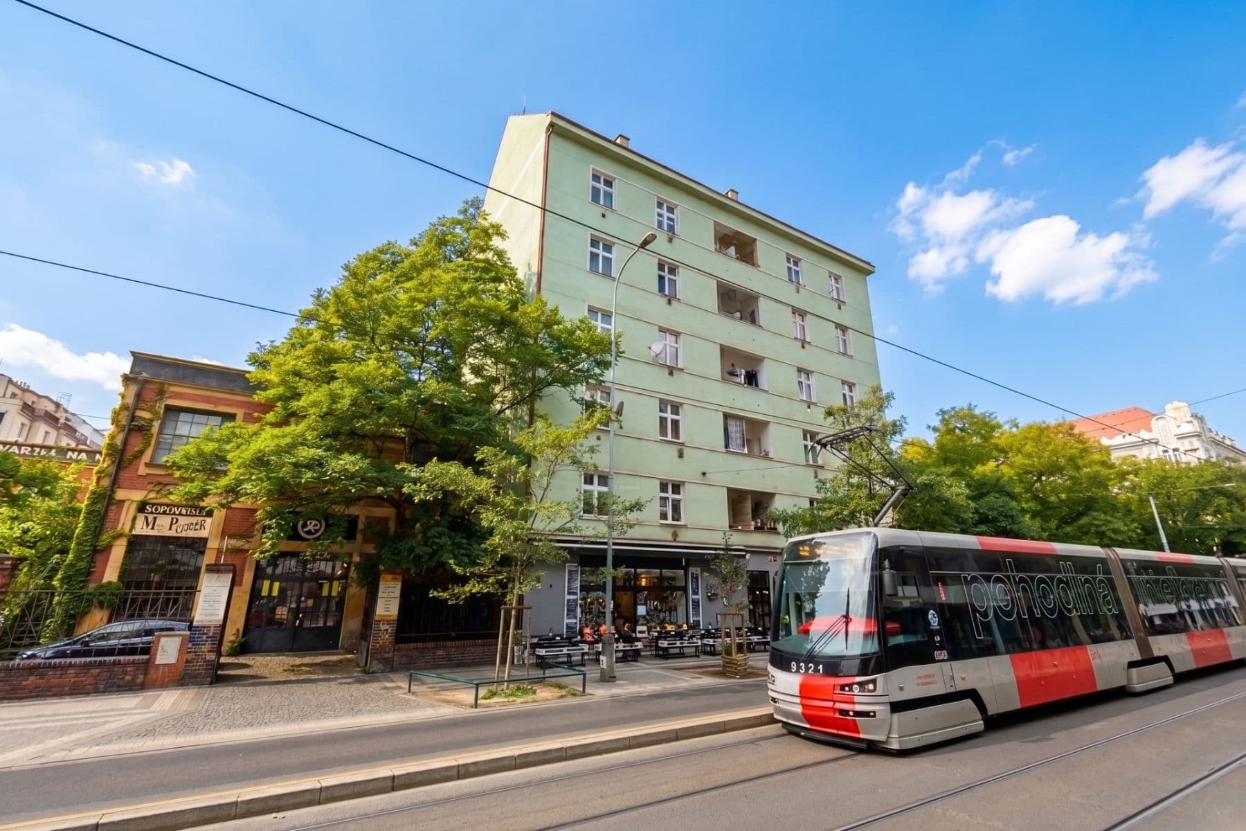 Prodej bytu 2+kk 52 m², Komunardů, Praha, Praha Prodej bytu 2+kk 52 m², Komunardů, Praha, Praha
