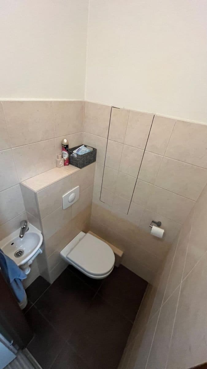 Pronájem bytu 2+1 55 m², Střimelická, Praha, Praha Pronájem bytu 2+1 55 m², Střimelická, Praha, Praha