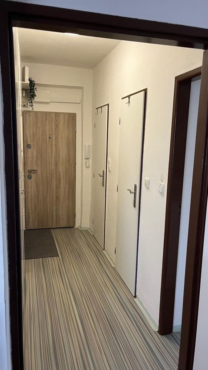 Pronájem bytu 2+1 55 m², Střimelická, Praha, Praha Pronájem bytu 2+1 55 m², Střimelická, Praha, Praha