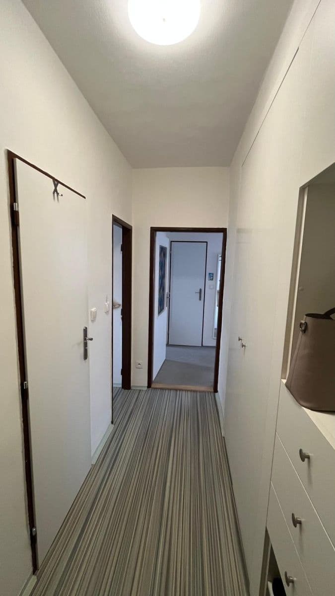 Pronájem bytu 2+1 55 m², Střimelická, Praha, Praha Pronájem bytu 2+1 55 m², Střimelická, Praha, Praha