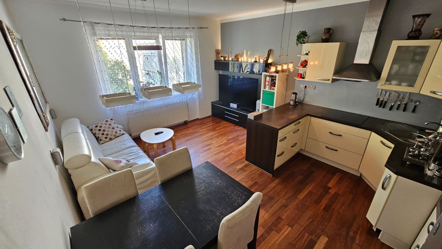Prodej bytu 3+kk 86 m², Zdaru, Praha, Praha Prodej bytu 3+kk 86 m², Zdaru, Praha, Praha