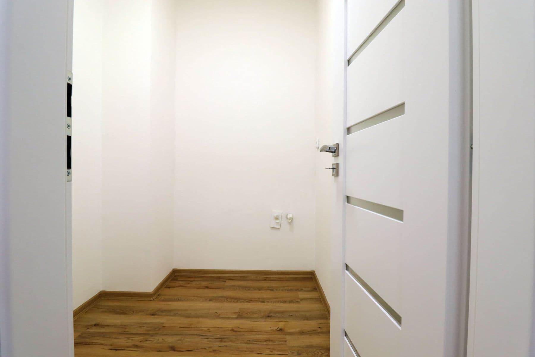 Pronájem bytu 2+kk 50 m², Zahradní, Kosmonosy, Středočeský kraj Pronájem bytu 2+kk 50 m², Zahradní, Kosmonosy, Středočeský kraj