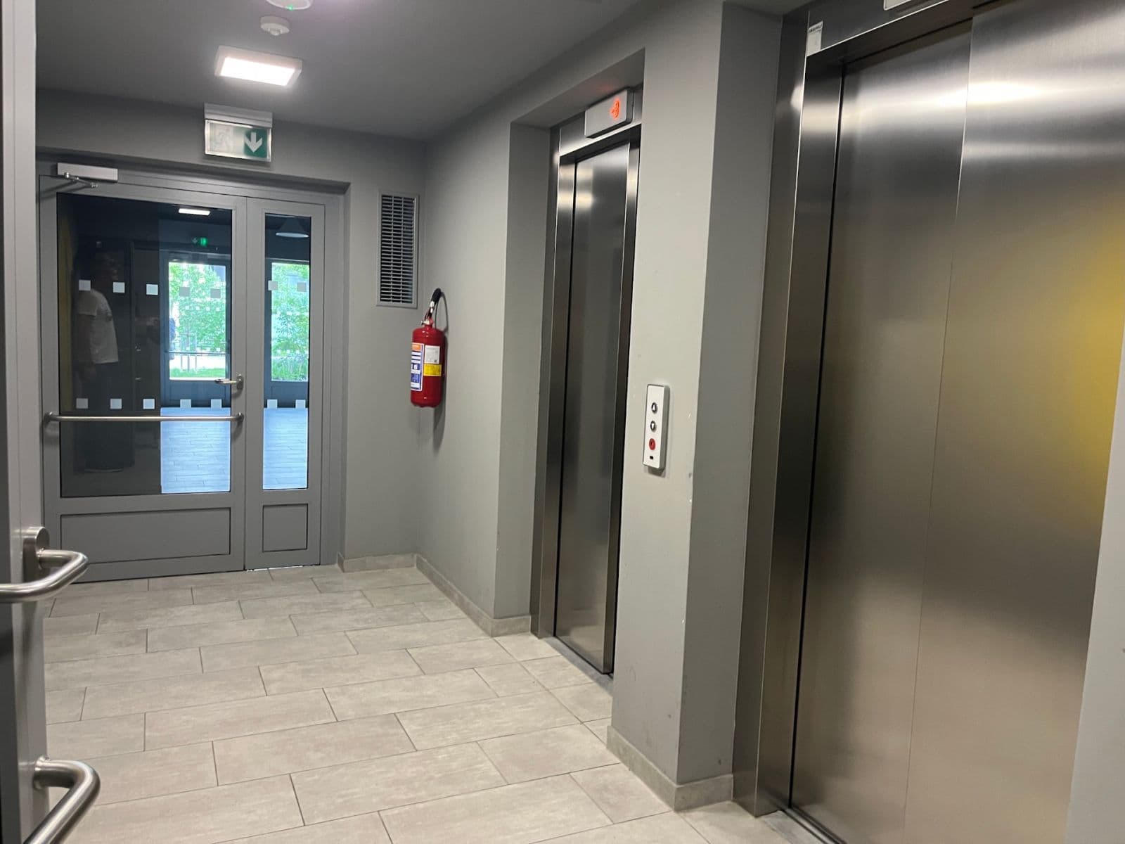 Pronájem bytu 2+kk 72 m², Mezi Vodami, Praha, Praha Pronájem bytu 2+kk 72 m², Mezi Vodami, Praha, Praha