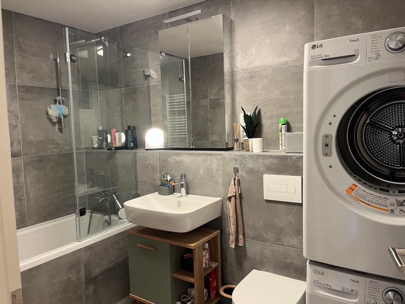 Pronájem bytu 2+kk 72 m², Mezi Vodami, Praha, Praha Pronájem bytu 2+kk 72 m², Mezi Vodami, Praha, Praha