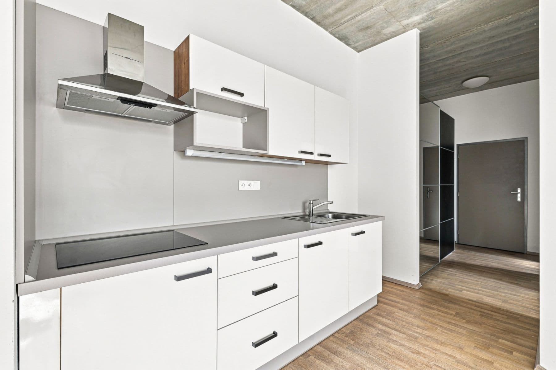 Pronájem bytu 2+kk 33 m², Bečovská, Praha, Praha Pronájem bytu 2+kk 33 m², Bečovská, Praha, Praha