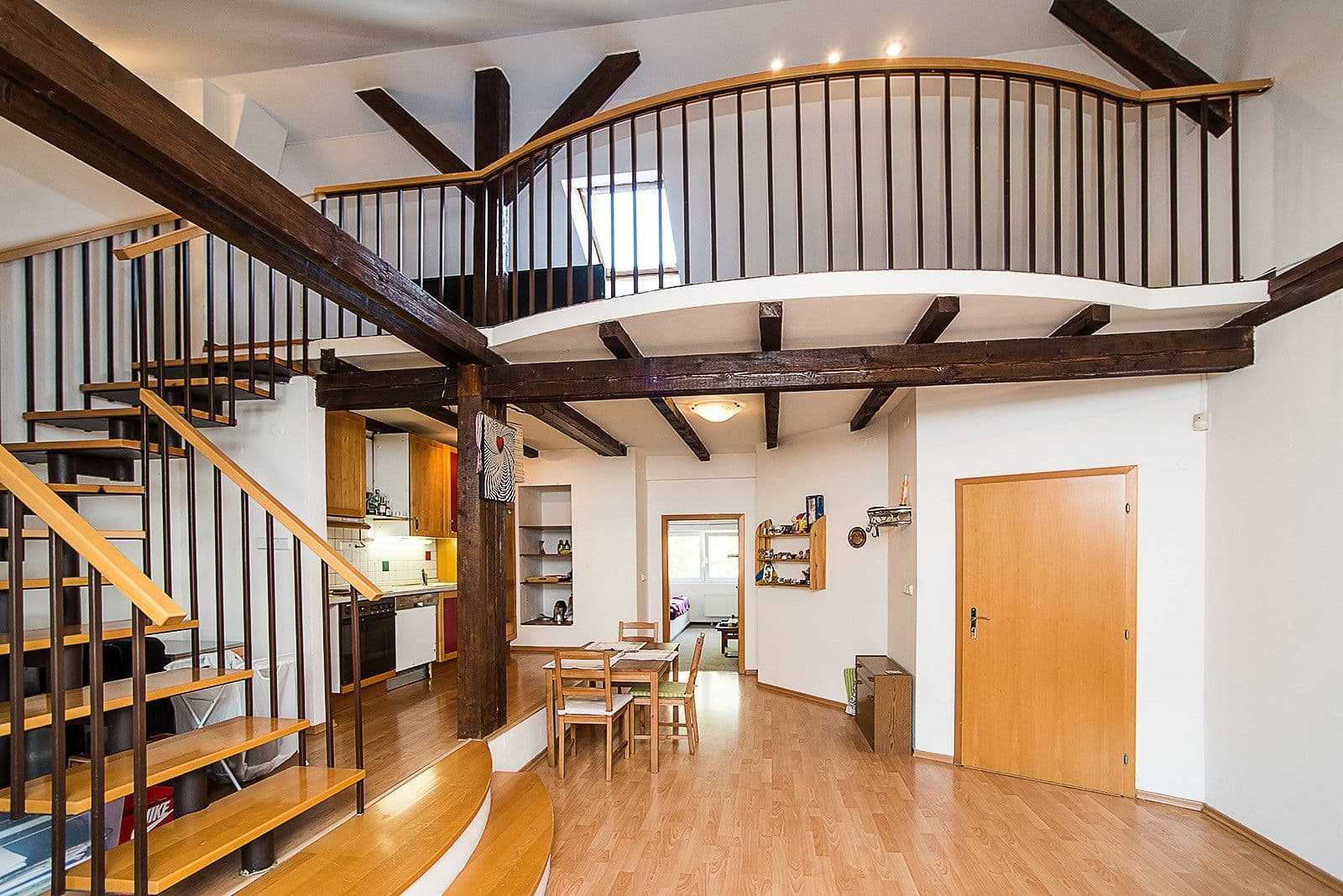 Pronájem bytu 2+kk 85 m², Sudoměřská, Praha, Praha Pronájem bytu 2+kk 85 m², Sudoměřská, Praha, Praha