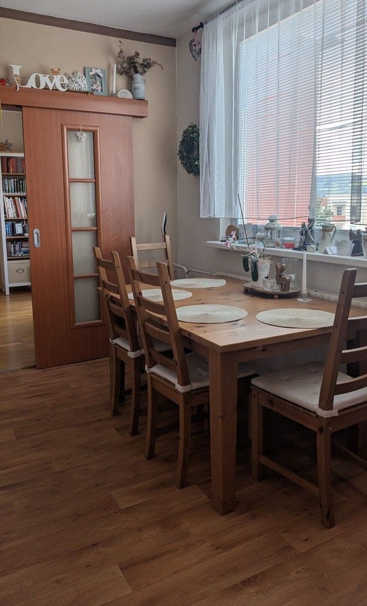 Prodej bytu 3+1 75 m², U Vodojemu, Valašské Meziříčí, Zlínský kraj Prodej bytu 3+1 75 m², U Vodojemu, Valašské Meziříčí, Zlínský kraj
