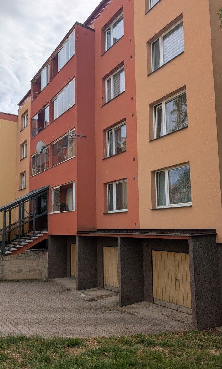 Prodej bytu 3+1 75 m², U Vodojemu, Valašské Meziříčí, Zlínský kraj Prodej bytu 3+1 75 m², U Vodojemu, Valašské Meziříčí, Zlínský kraj