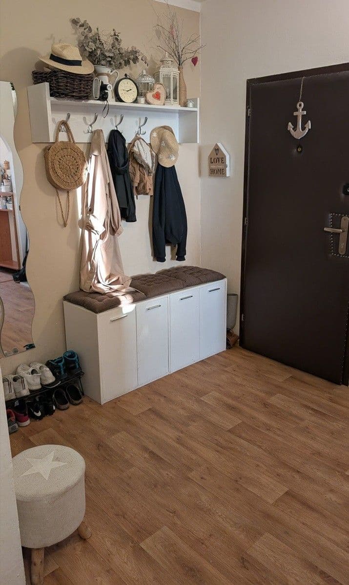 Prodej bytu 3+1 75 m², U Vodojemu, Valašské Meziříčí, Zlínský kraj Prodej bytu 3+1 75 m², U Vodojemu, Valašské Meziříčí, Zlínský kraj