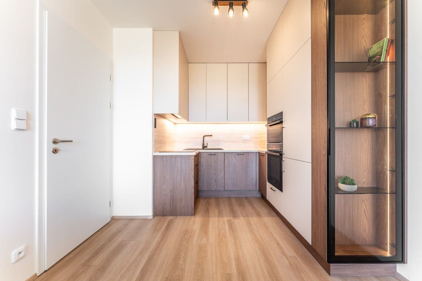Pronájem bytu 3+kk 68 m², Thomasova, Praha, Praha Pronájem bytu 3+kk 68 m², Thomasova, Praha, Praha