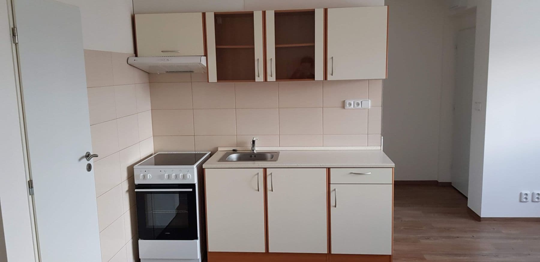 Pronájem bytu 1+kk 36 m², Šafaříkova, Brno, Jihomoravský kraj Pronájem bytu 1+kk 36 m², Šafaříkova, Brno, Jihomoravský kraj