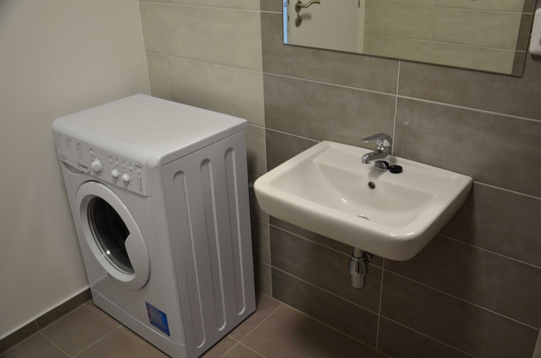 Pronájem bytu 1+kk 36 m², Šafaříkova, Brno, Jihomoravský kraj Pronájem bytu 1+kk 36 m², Šafaříkova, Brno, Jihomoravský kraj
