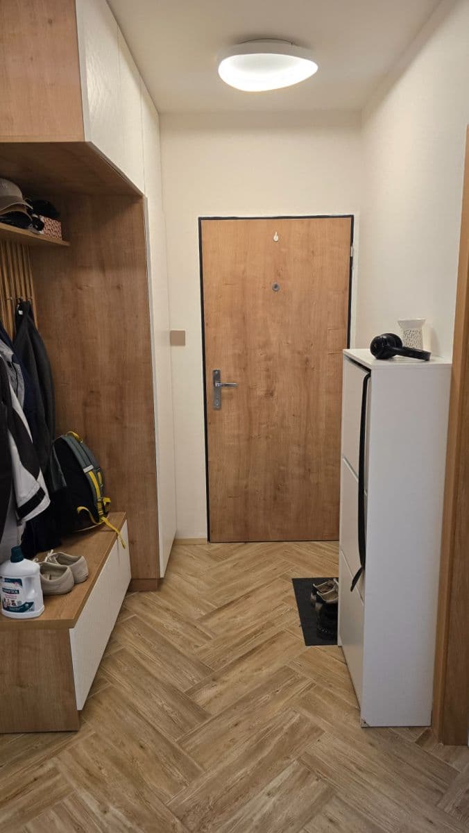Pronájem bytu 3+1 78 m², Vondroušova, Praha, Praha Pronájem bytu 3+1 78 m², Vondroušova, Praha, Praha