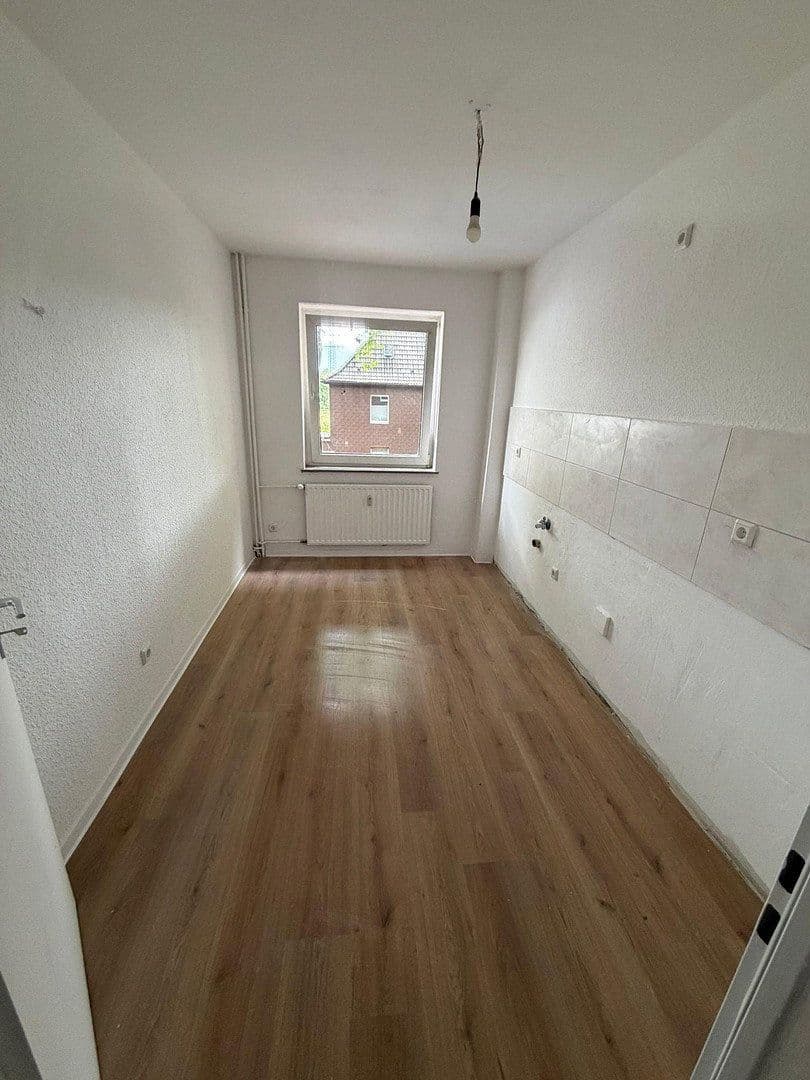 Prodej domu 908 m², pozemek 374 m², Gelsenkirchenerstr. 36, Bochum, Severní Porýní-Vestfálsko Prodej domu 908 m², pozemek 374 m², Gelsenkirchenerstr. 36, Bochum, Severní Porýní-Vestfálsko