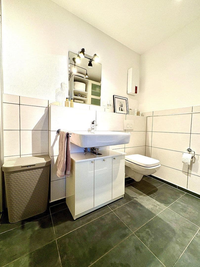 Prodej bytu 3+1 88 m², Konz, Porýní-Falc Prodej bytu 3+1 88 m², Konz, Porýní-Falc