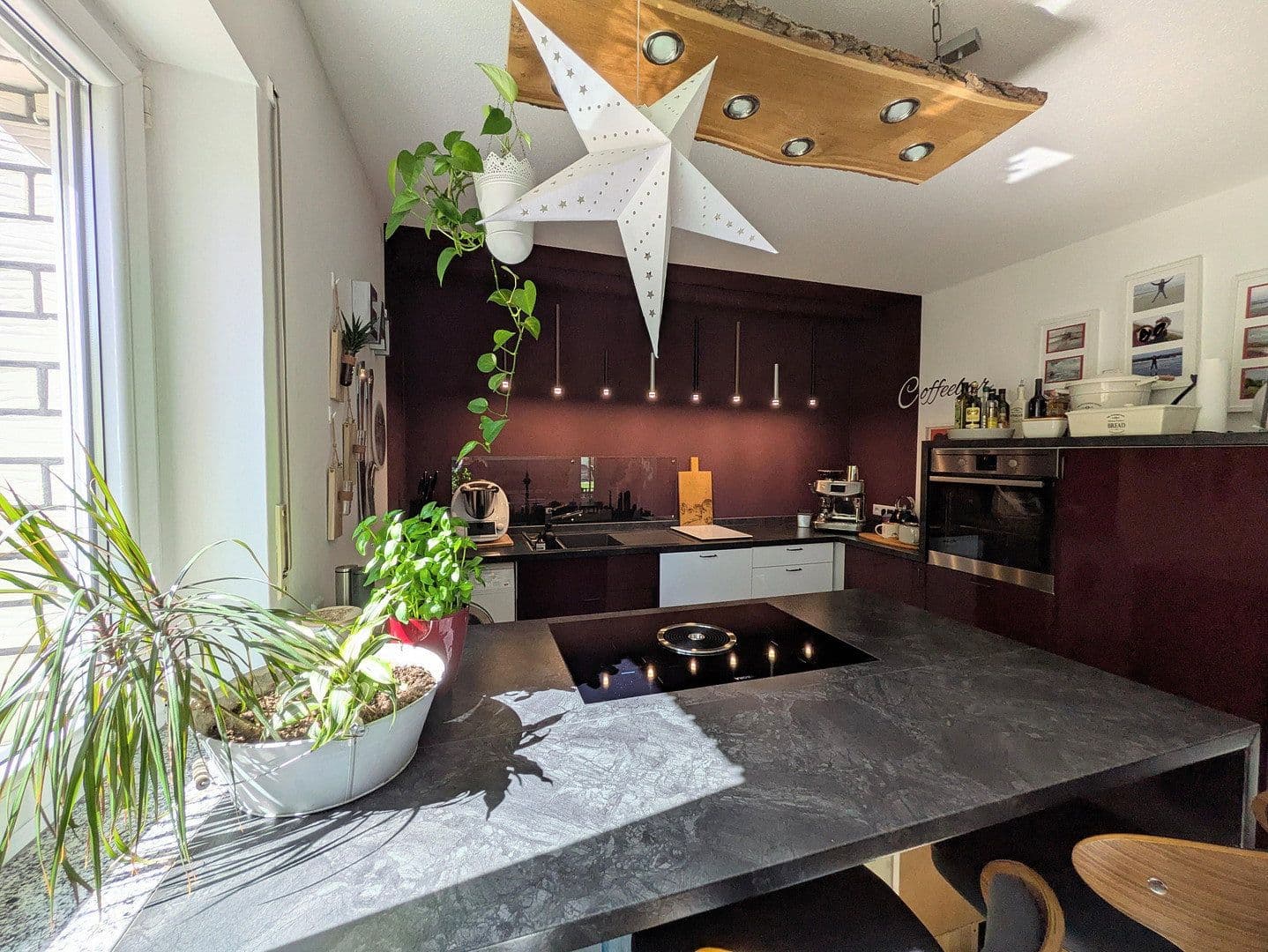 Prodej domu 299 m², pozemek 1.077 m², Gummersbach, Severní Porýní-Vestfálsko Prodej domu 299 m², pozemek 1.077 m², Gummersbach, Severní Porýní-Vestfálsko