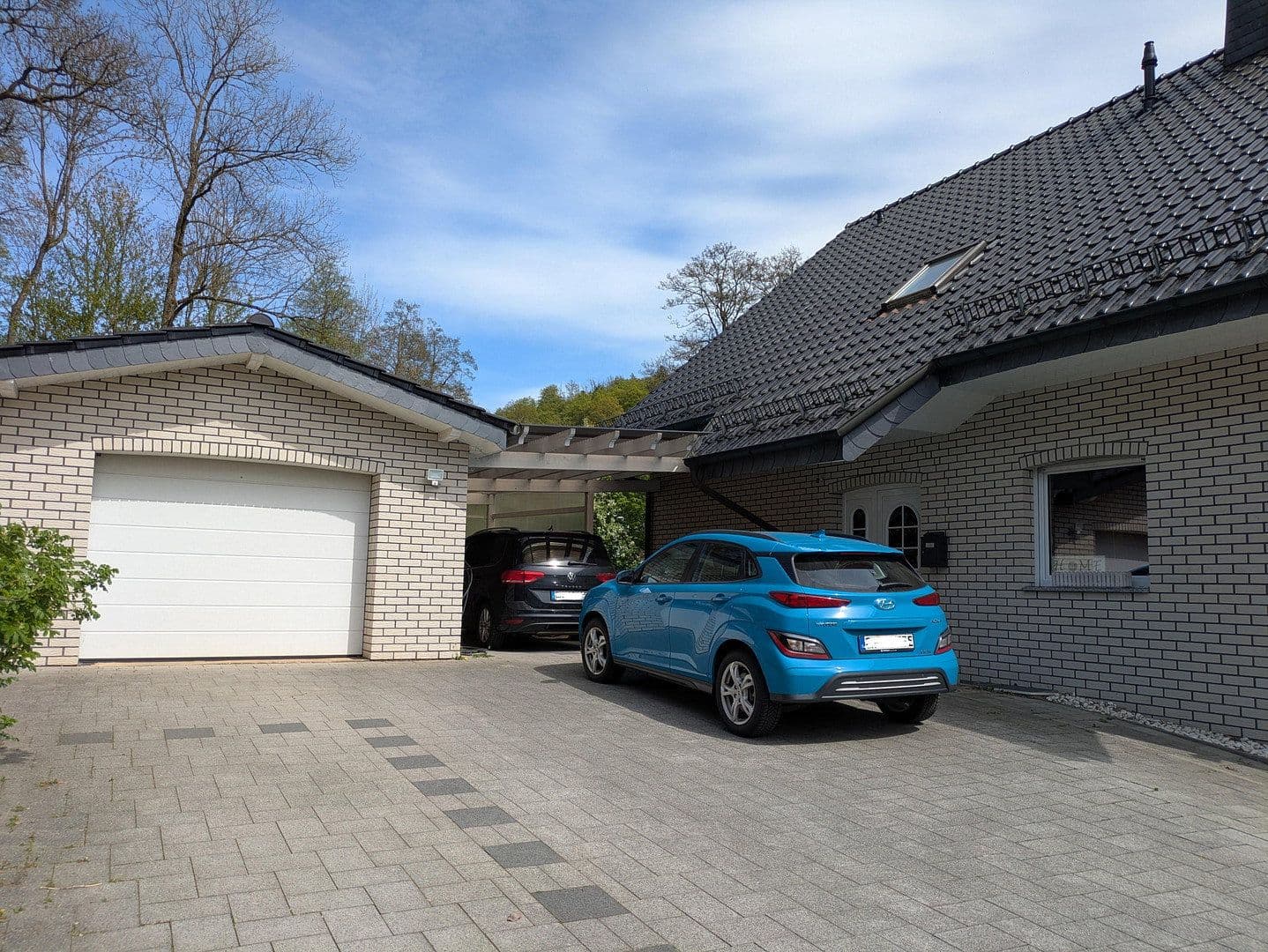 Prodej domu 299 m², pozemek 1.077 m², Gummersbach, Severní Porýní-Vestfálsko Prodej domu 299 m², pozemek 1.077 m², Gummersbach, Severní Porýní-Vestfálsko