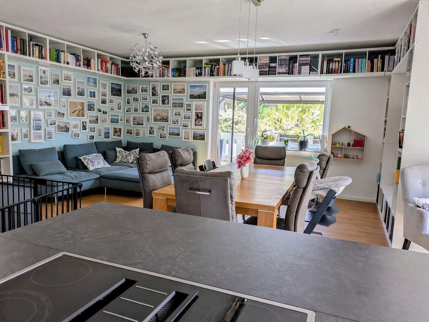 Prodej domu 299 m², pozemek 1.077 m², Gummersbach, Severní Porýní-Vestfálsko Prodej domu 299 m², pozemek 1.077 m², Gummersbach, Severní Porýní-Vestfálsko