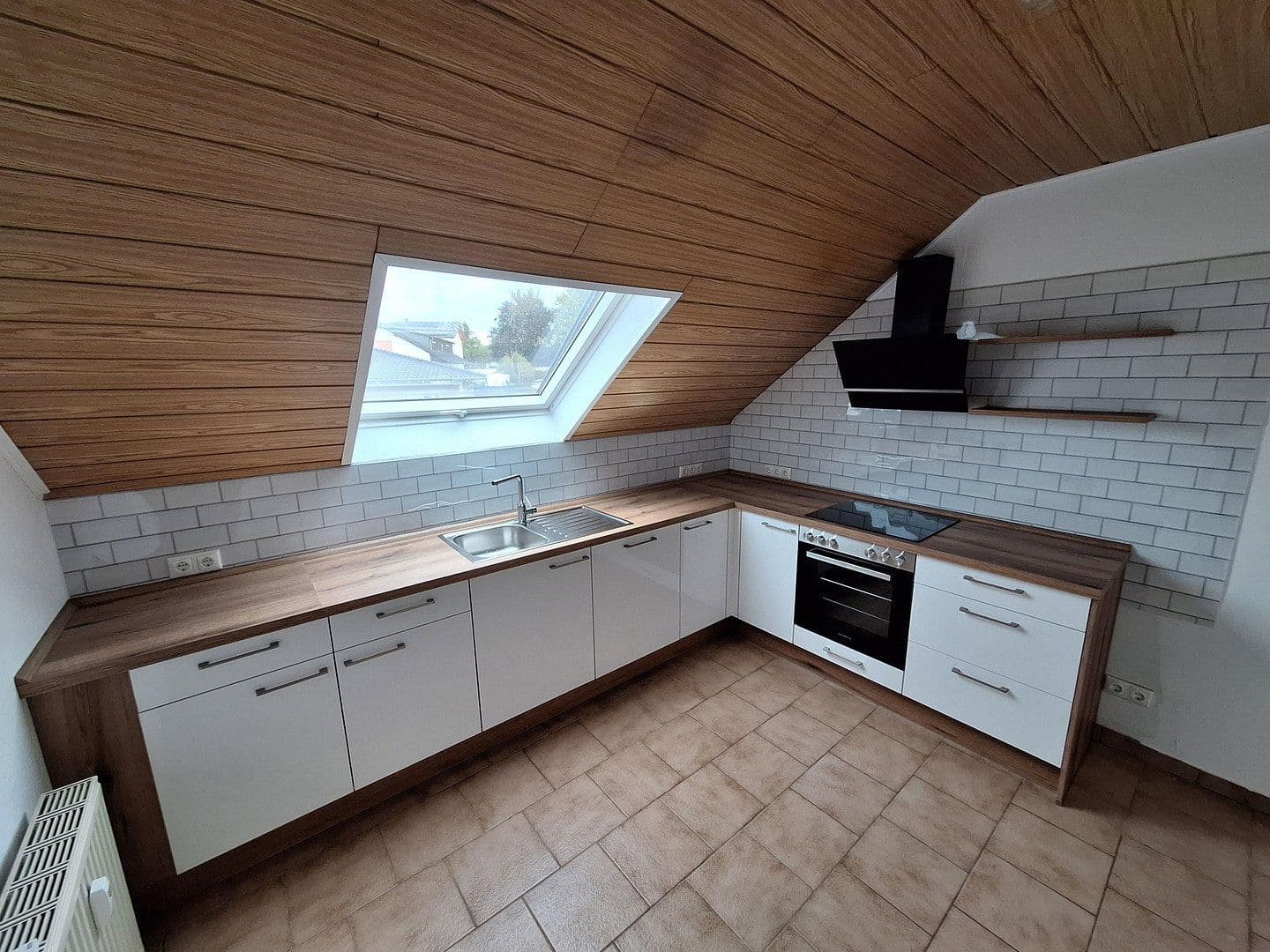 Pronájem bytu 3+1 95 m², Vogelsbergstraße 8a, Neuberg, Hessen Pronájem bytu 3+1 95 m², Vogelsbergstraße 8a, Neuberg, Hessen