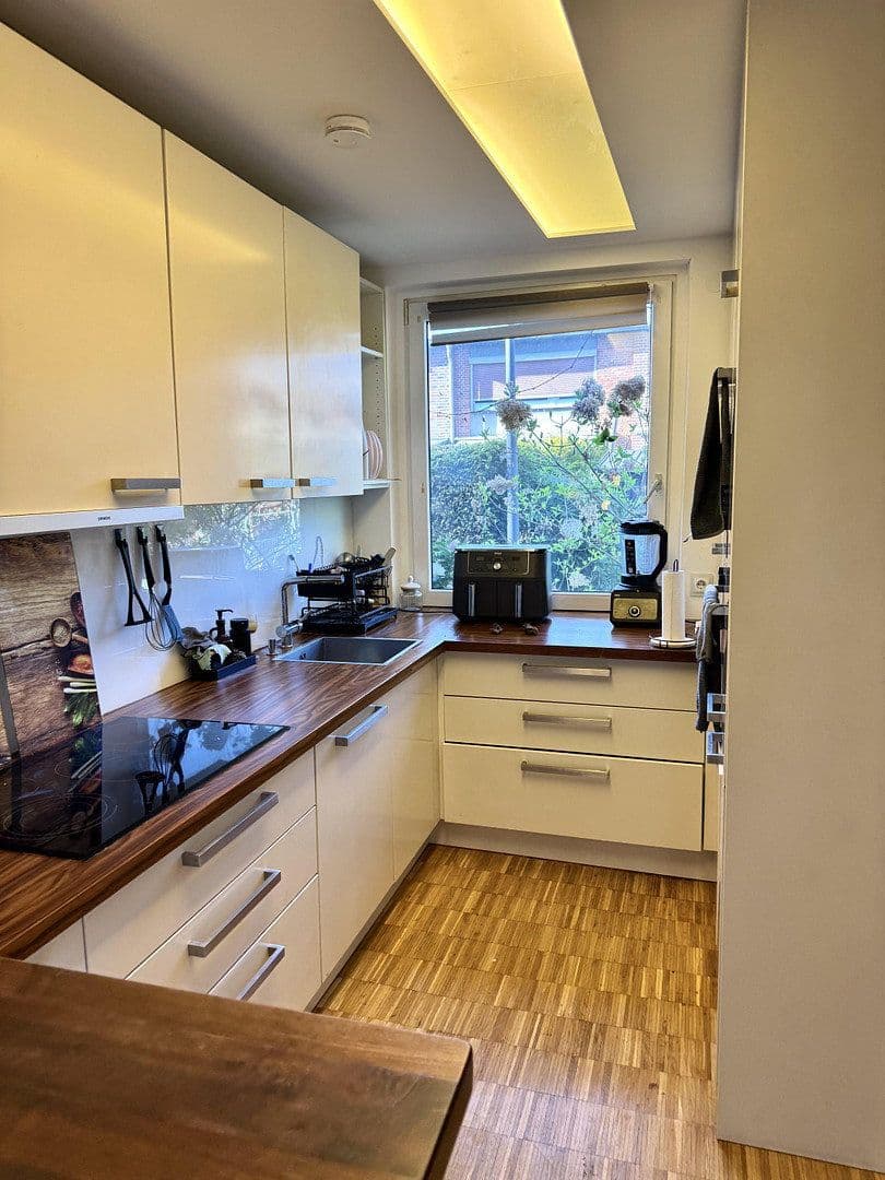 Prodej domu 80 m², pozemek 265 m², Halenseering 13d, Hamburg, Hamburg Prodej domu 80 m², pozemek 265 m², Halenseering 13d, Hamburg, Hamburg