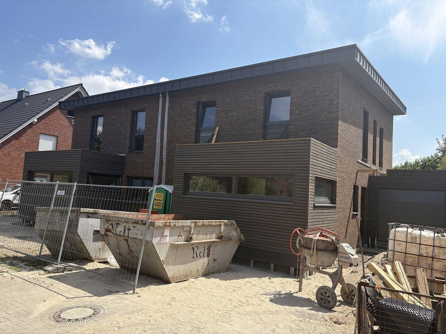 Pronájem domu 130 m², pozemek 345 m², Legden, Severní Porýní-Vestfálsko Pronájem domu 130 m², pozemek 345 m², Legden, Severní Porýní-Vestfálsko