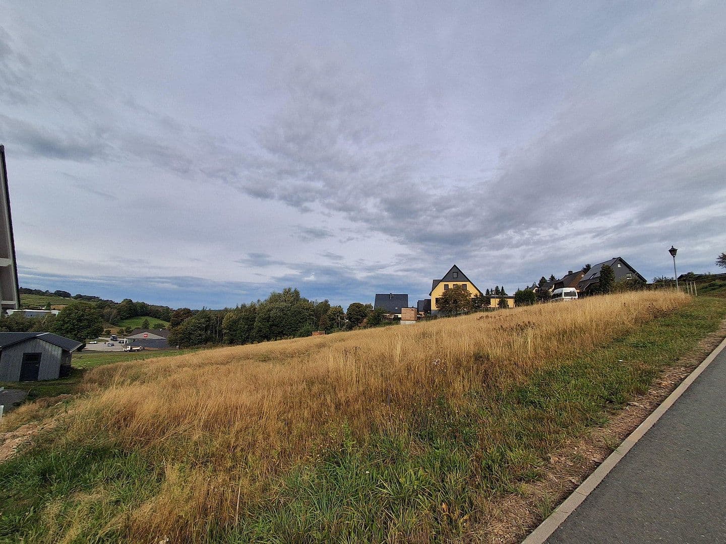 Prodej pozemku 929 m², Kastanienweg 25 a, Seiffen/Erzgebirge, Sasko Prodej pozemku 929 m², Kastanienweg 25 a, Seiffen/Erzgebirge, Sasko